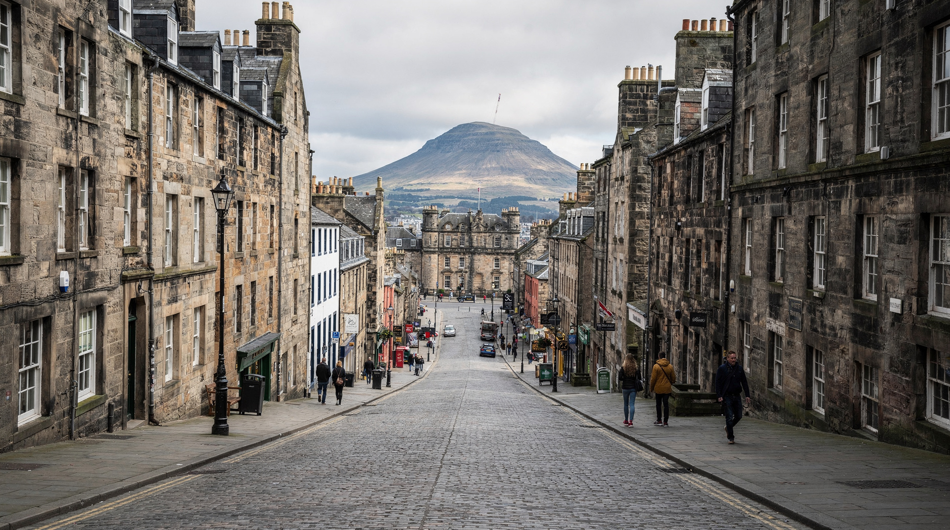 Die Royal Mile: Ein Straßen-für-Straßen-Führer — Ein Straßen-für-Straßen-Führer zur Edinburgher Royal Mile: die echten Highlights