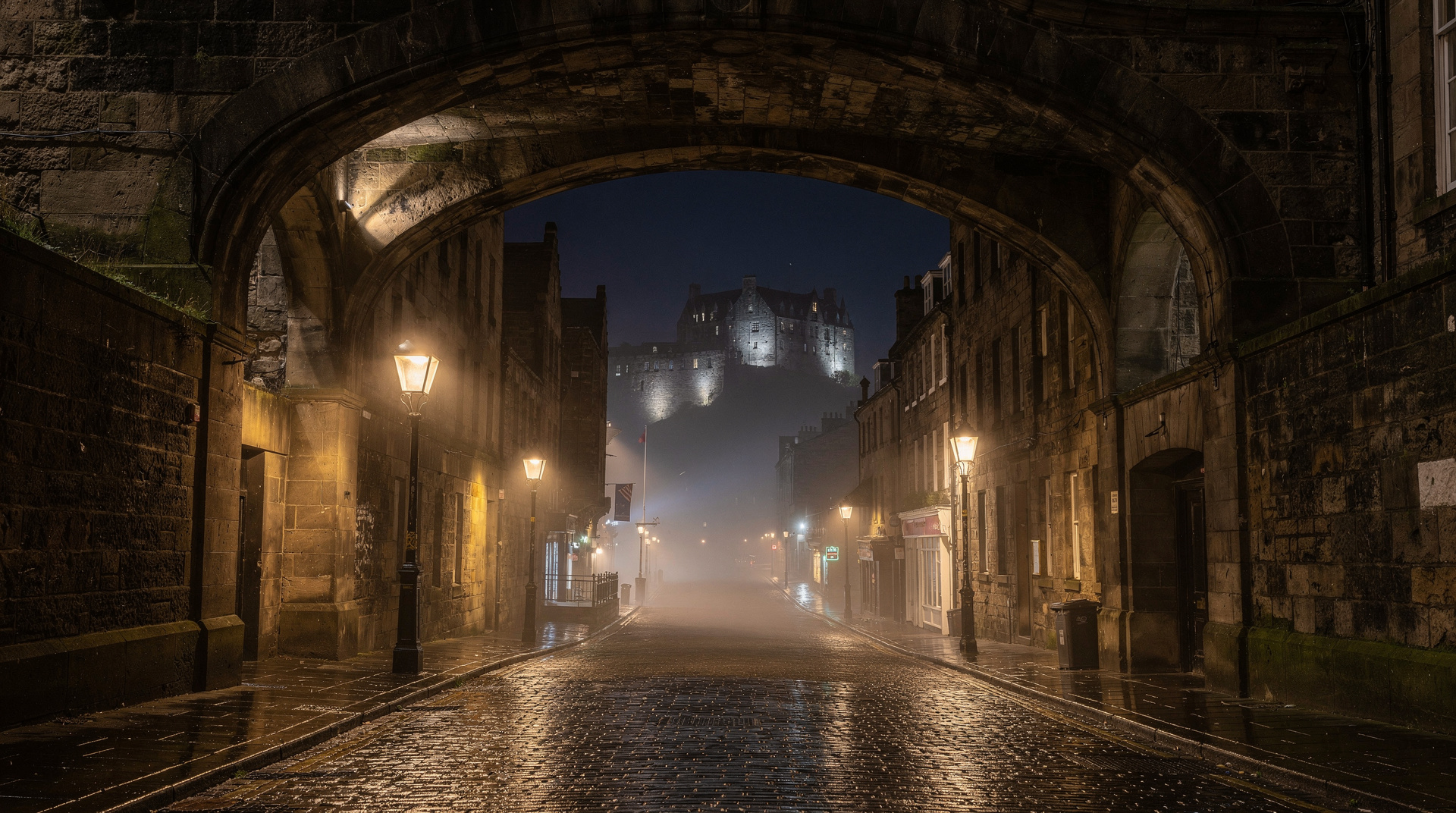Dunkles und gespenstisches Edinburgh: 2-tägiger Dark-Tourism-Reiseplan — 2-tägiger Edinburgh-Dunkel-Reiseplan: Gewölbe, Burke und Hare, Greyfriars-Geiste